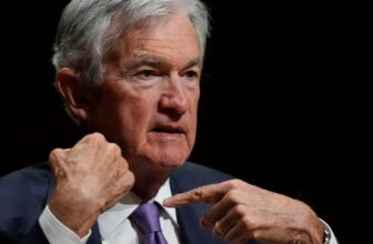 Jerome Powell to Gen Z: Don’t fear AI—master it